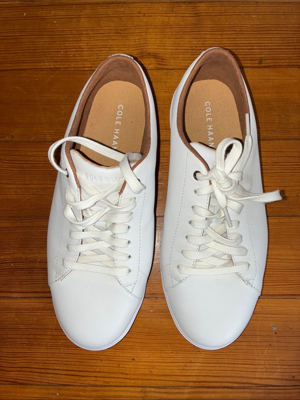 Cole Haan White Leather Low-Top Lace-Up Sneakers with Tan Interior 8 1/2